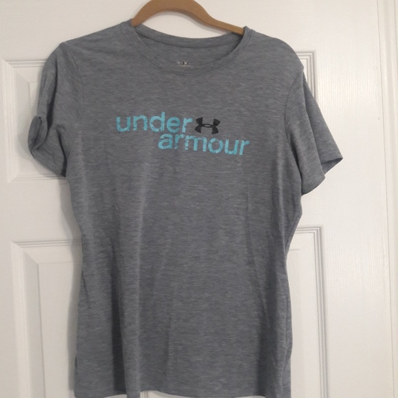 Lot of Workout Clothes - Picture 3 of 6